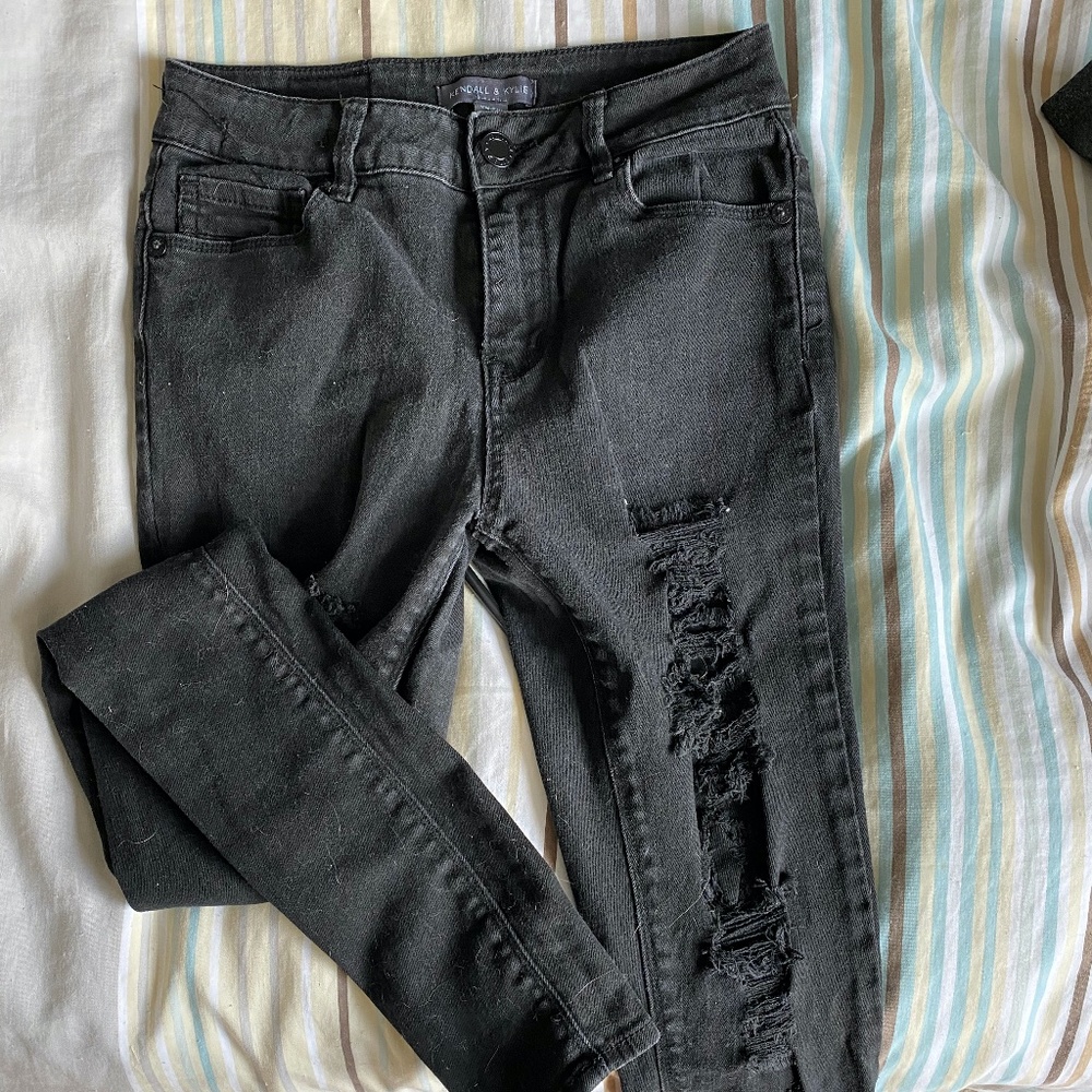 distressed kendal and kylie jeans
